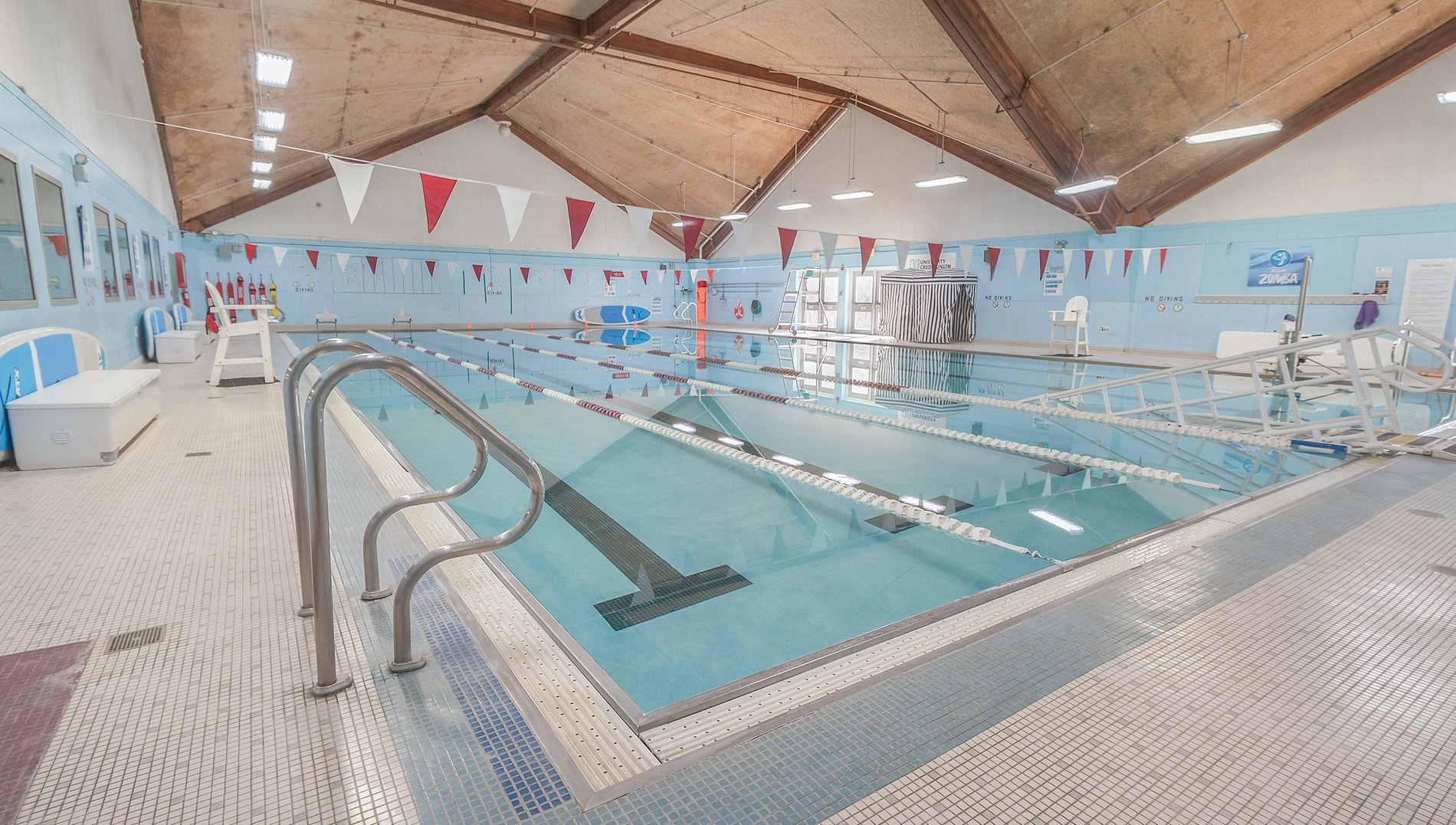 Fitness and Rec Center empty pool